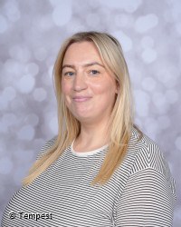 Carrie Heary .jpg